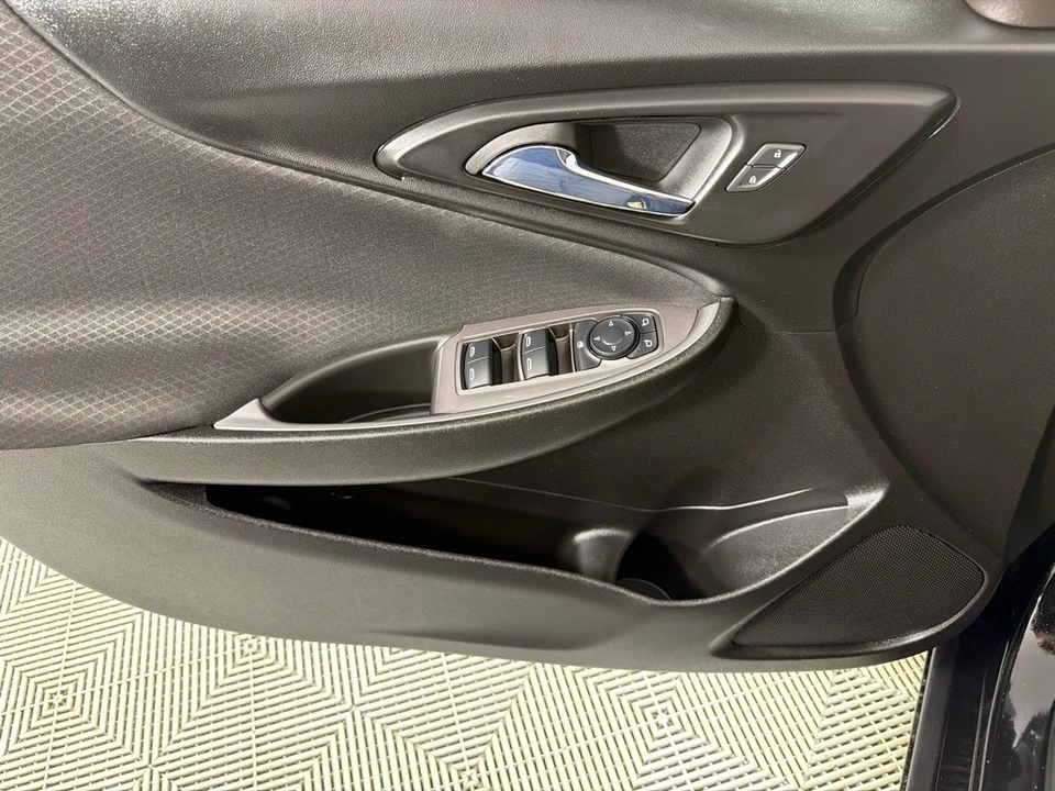 2022 Chevrolet Malibu - Image 11 of 21