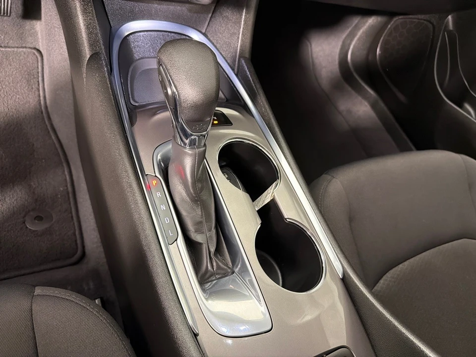 2022 Chevrolet Malibu - Image 18 of 21