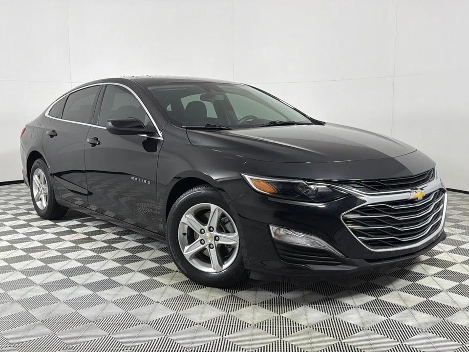 2022 Chevrolet Malibu - Image 2 of 21