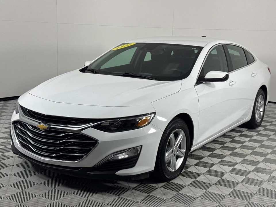 2022 Chevrolet Malibu - Image 10 of 12