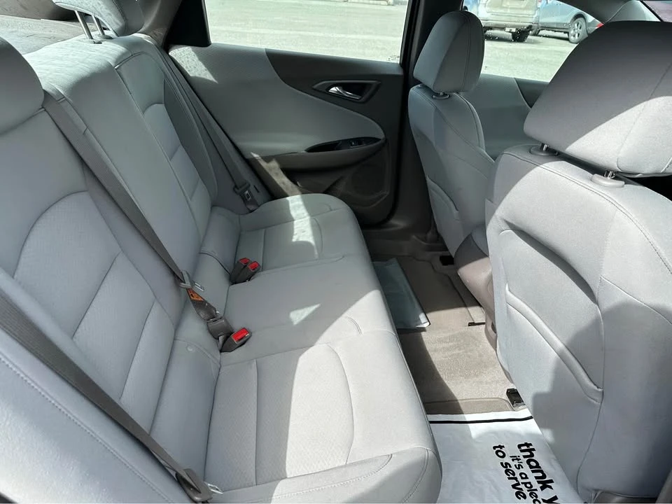 2022 Chevrolet Malibu - Image 8 of 9
