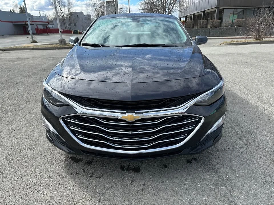 2022 Chevrolet Malibu - Image 2 of 9