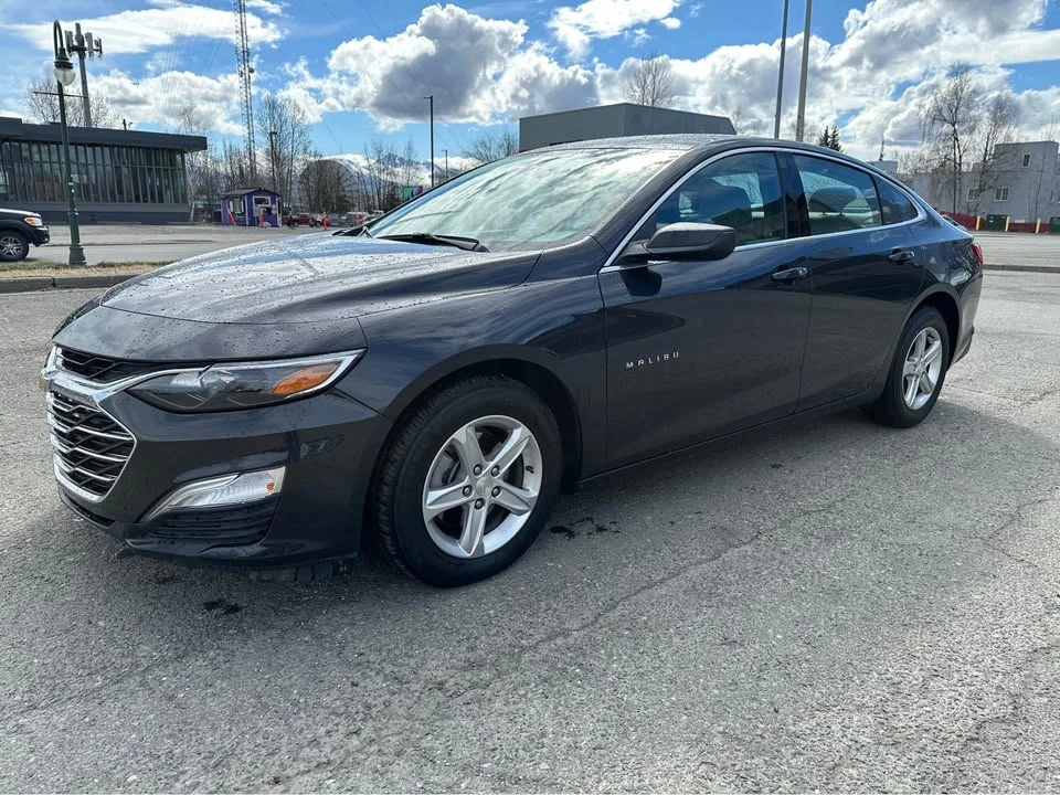 2022 Chevrolet Malibu - Image 3 of 9
