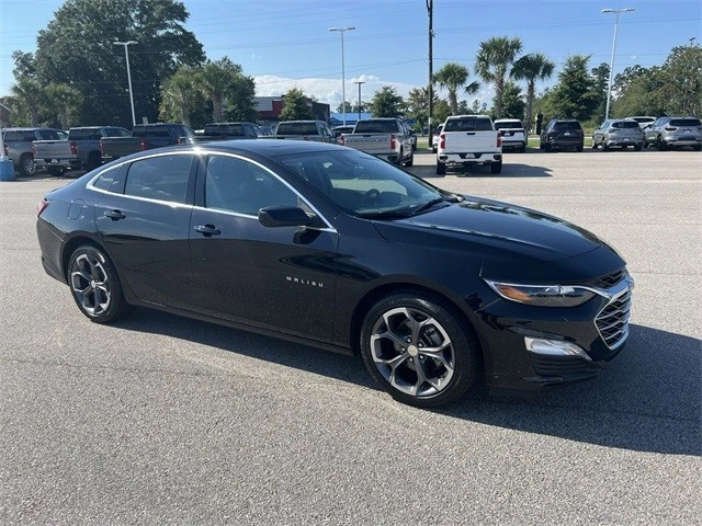 2022 Chevrolet Malibu - Image 2 of 21