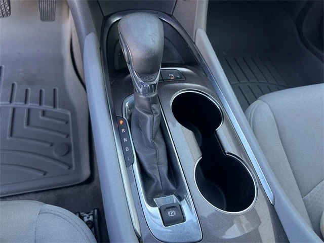 2022 Chevrolet Malibu - Image 15 of 21