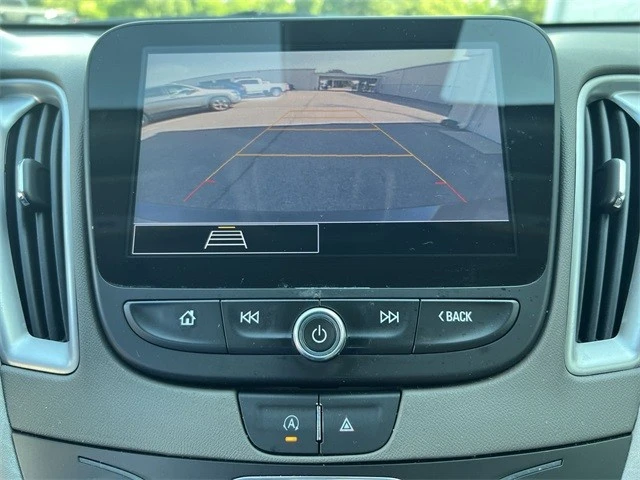 2022 Chevrolet Malibu - Image 14 of 21