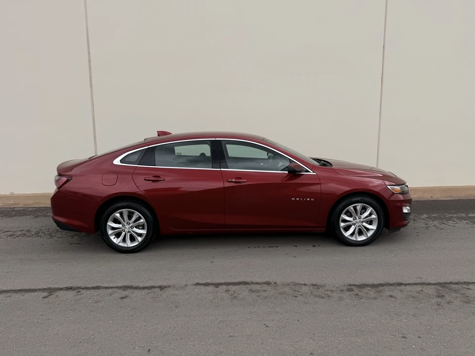 2022 Chevrolet Malibu - Image 8 of 18
