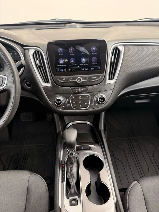 2022 Chevrolet Malibu - Image 16 of 18