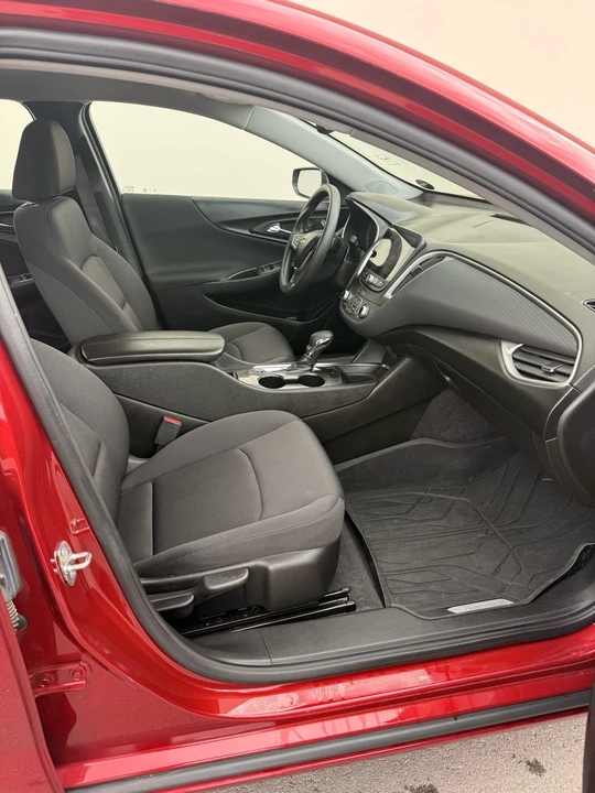 2022 Chevrolet Malibu - Image 11 of 18