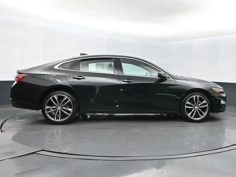 2022 Chevrolet Malibu - Image 4 of 12
