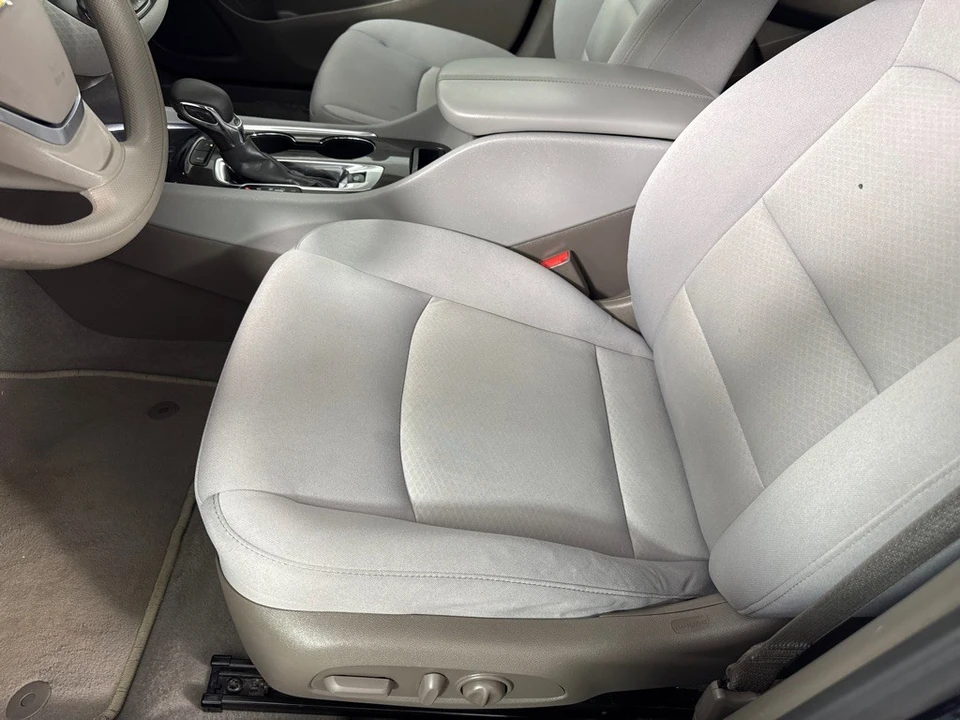 2022 Chevrolet Malibu - Image 10 of 12