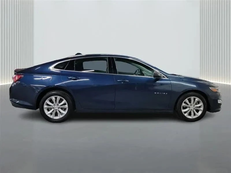 2022 Chevrolet Malibu - Image 6 of 12
