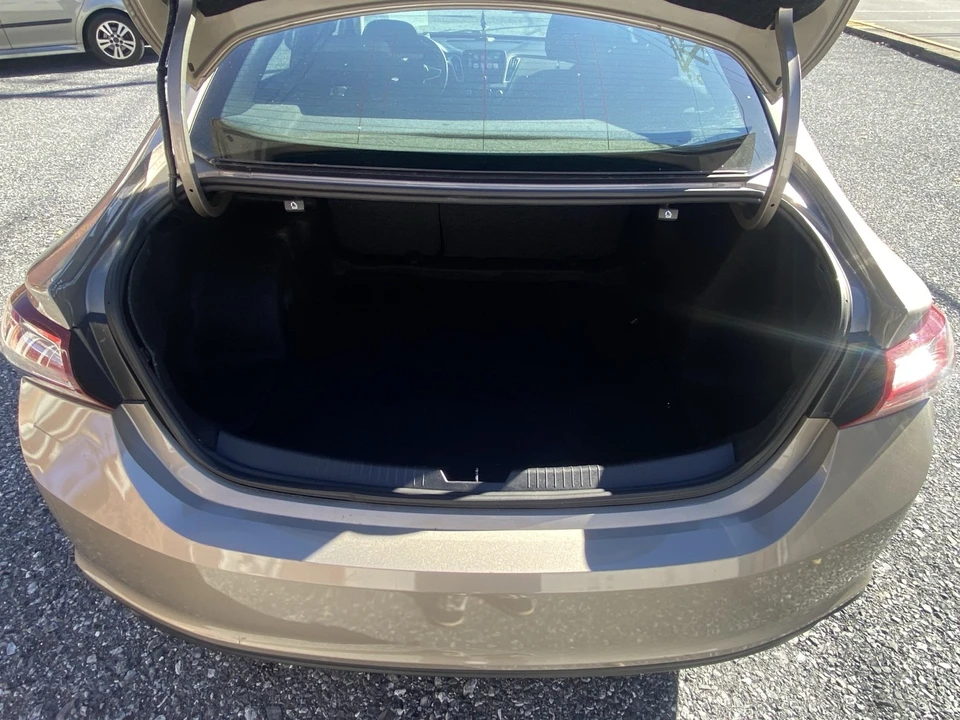 2022 Chevrolet Malibu - Image 12 of 14