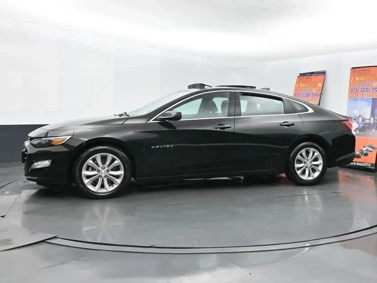 2022 Chevrolet Malibu - Image 5 of 12
