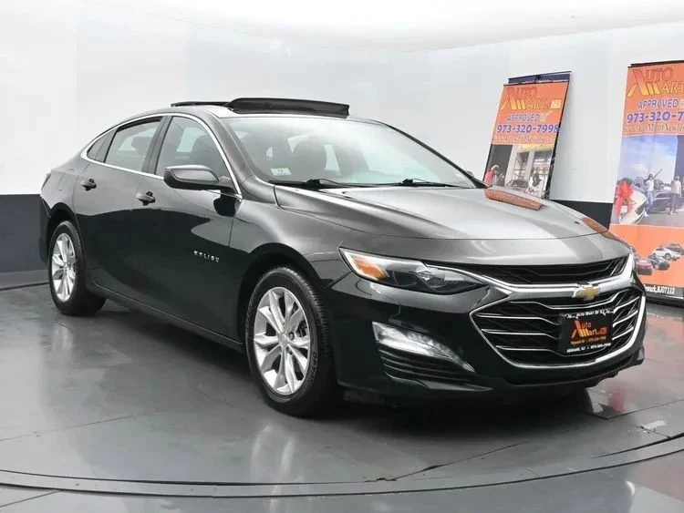 2022 Chevrolet Malibu - Image 2 of 12