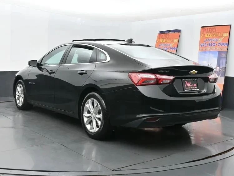 2022 Chevrolet Malibu - Image 9 of 12