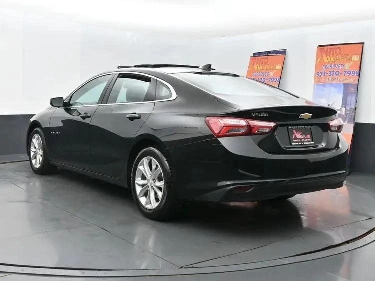 2022 Chevrolet Malibu - Image 9 of 12