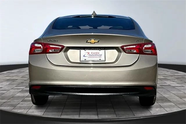 2022 Chevrolet Malibu - Image 6 of 12