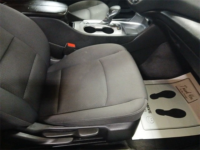 2022 Chevrolet Malibu - Image 17 of 21