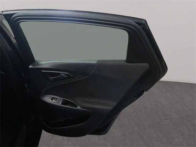 2022 Chevrolet Malibu - Image 18 of 21
