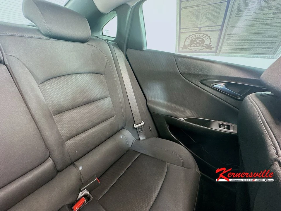 2022 Chevrolet Malibu - Image 14 of 24