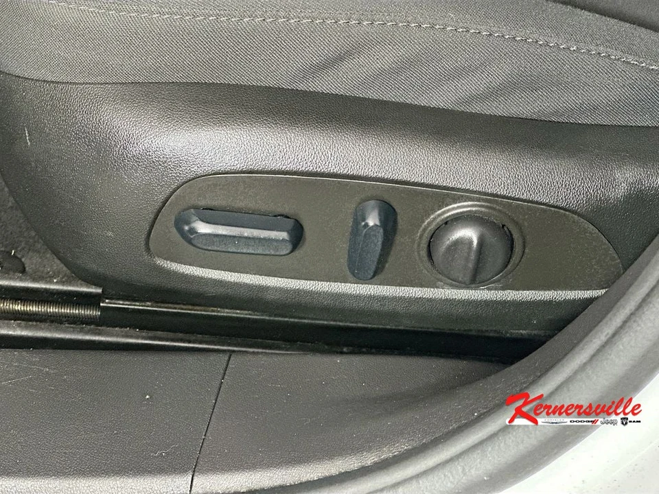 2022 Chevrolet Malibu - Image 21 of 24
