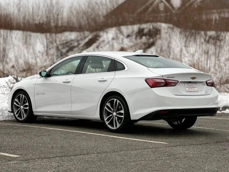 2022 Chevrolet Malibu - Image 6 of 12