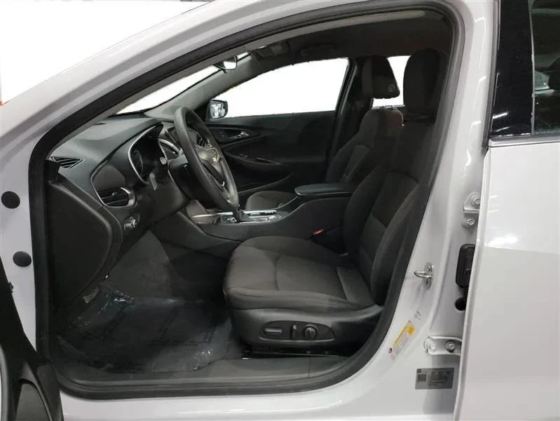 2022 Chevrolet Malibu - Image 9 of 12