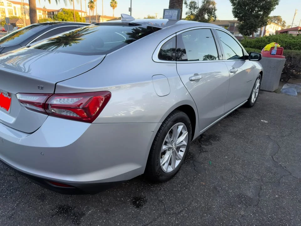 2022 Chevrolet Malibu - Image 2 of 12