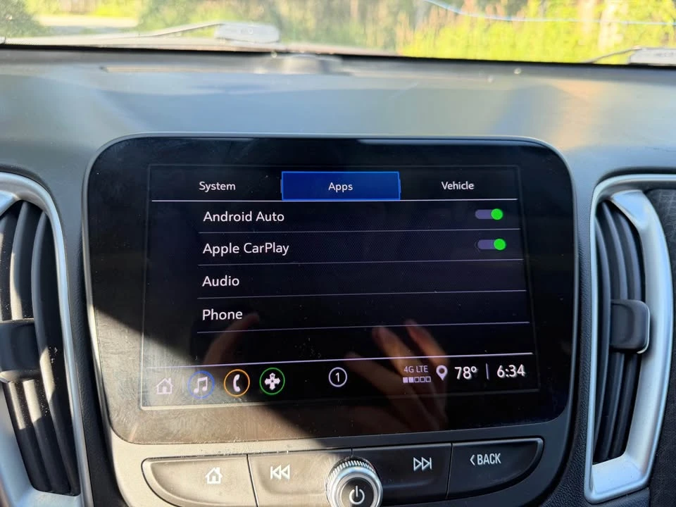 2022 Chevrolet Malibu - Image 18 of 20