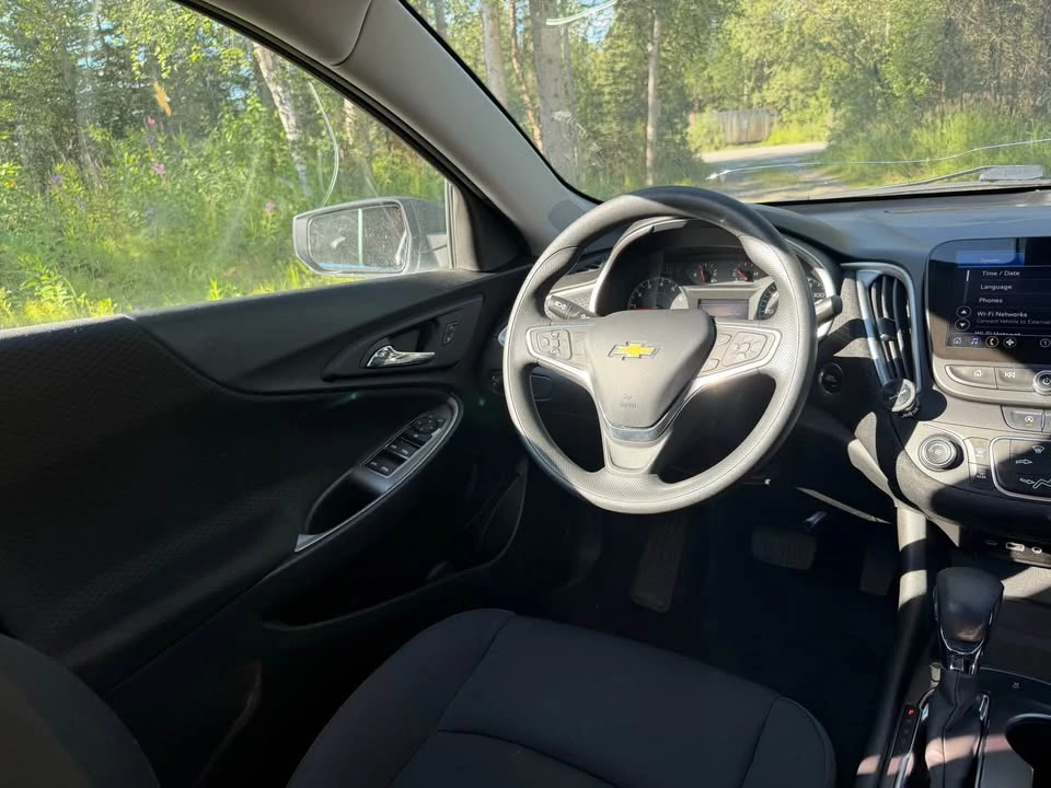 2022 Chevrolet Malibu - Image 17 of 20