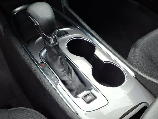 2022 Chevrolet Malibu - Image 20 of 25