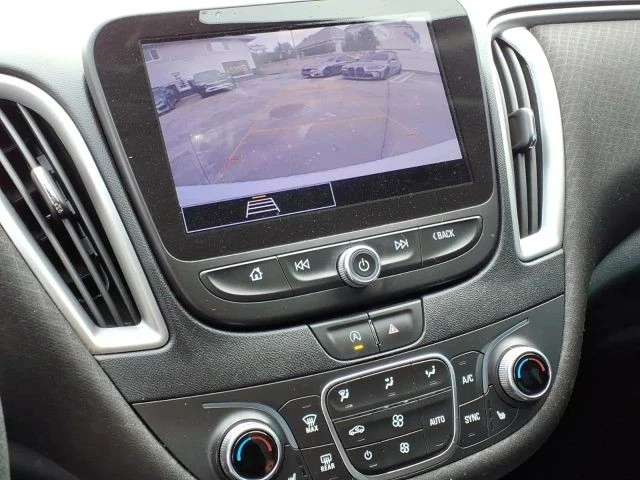 2022 Chevrolet Malibu - Image 18 of 25