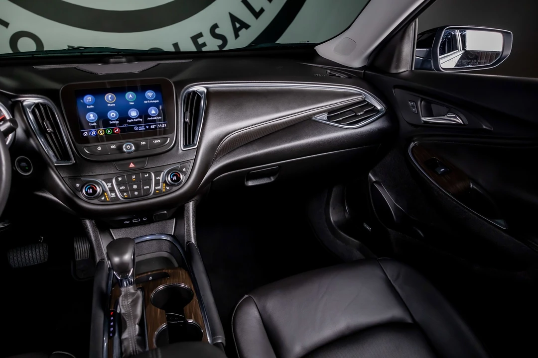 2022 Chevrolet Malibu - Image 8 of 12