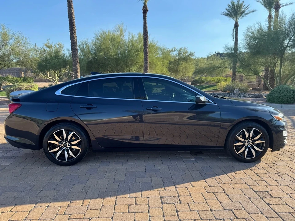 2022 Chevrolet Malibu - Image 11 of 21