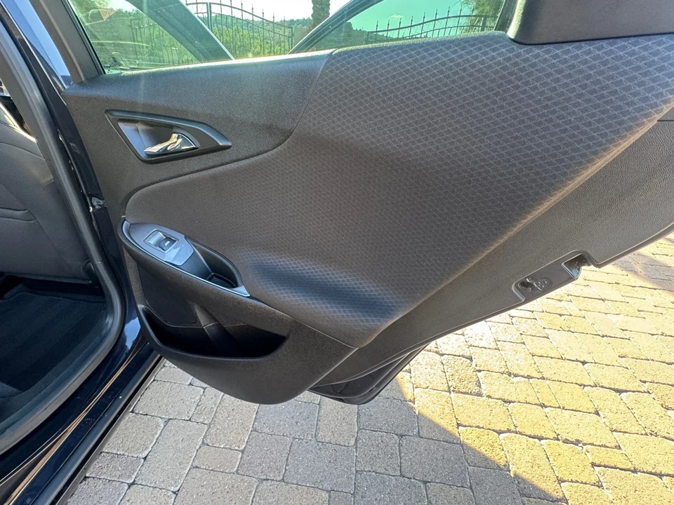 2022 Chevrolet Malibu - Image 18 of 21
