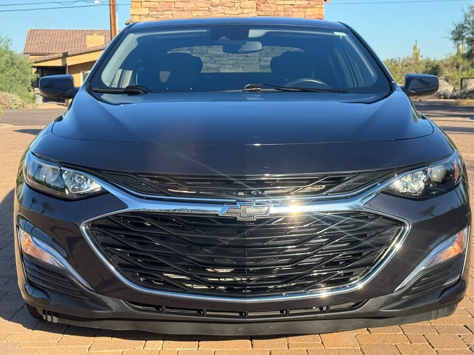 2022 Chevrolet Malibu - Image 2 of 21
