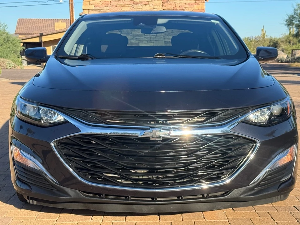 2022 Chevrolet Malibu - Image 2 of 21