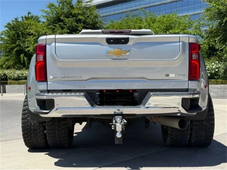 2022 Chevrolet Silverado 4th Gen - Image 3 of 15