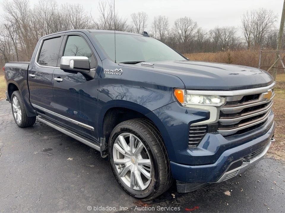 2022 Chevrolet Silverado 4th Gen - Image 2 of 12