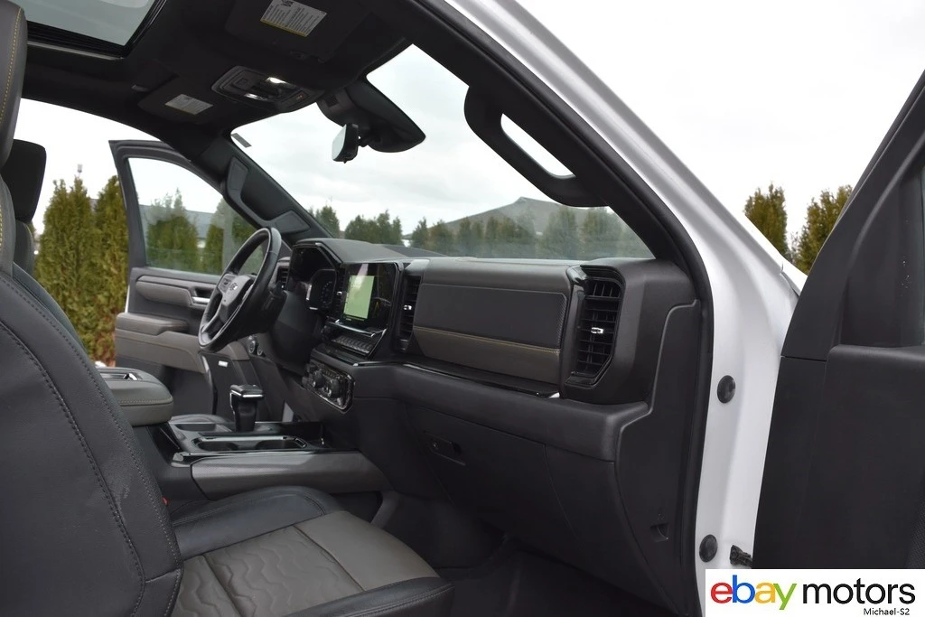 2022 Chevrolet Silverado 4th Gen - Image 17 of 21