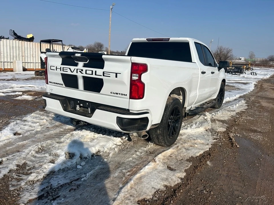 2022 Chevrolet Silverado 4th Gen - Image 3 of 21