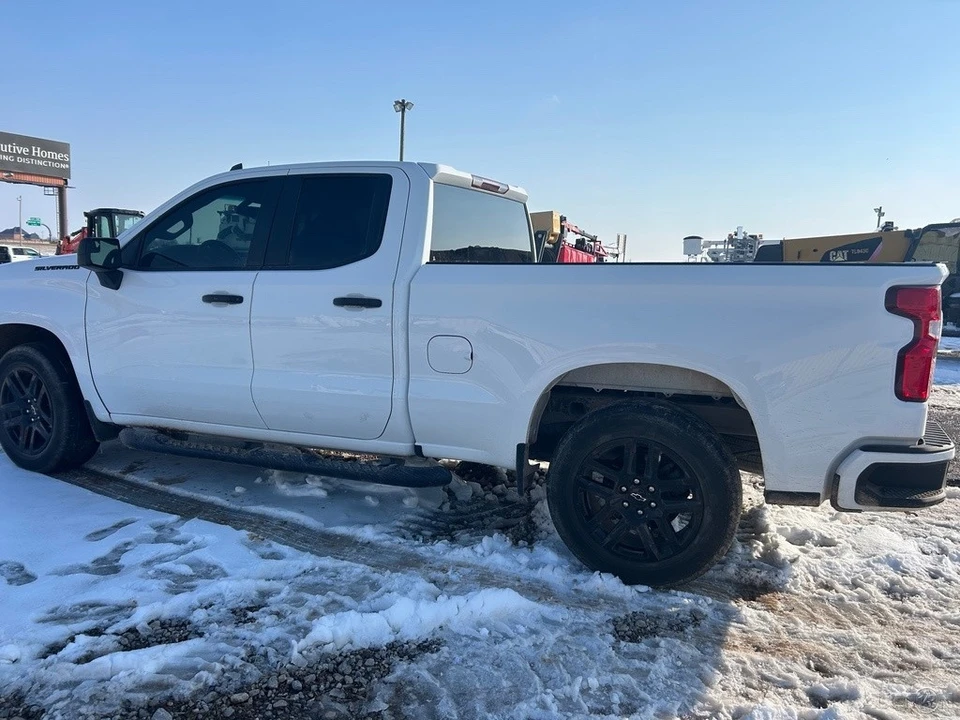 2022 Chevrolet Silverado 4th Gen - Image 7 of 21