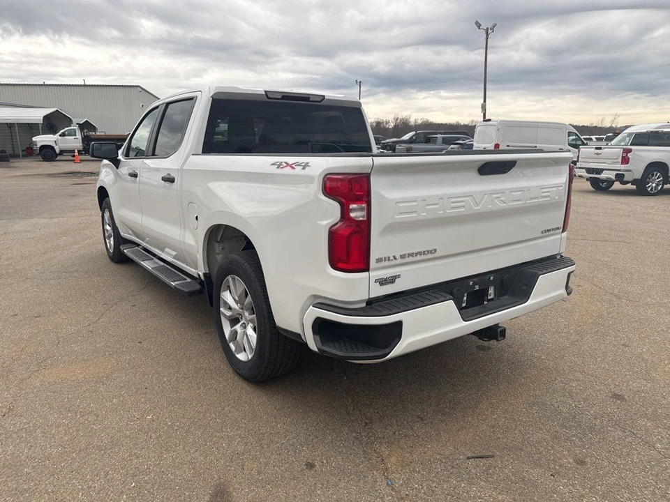 2022 Chevrolet Silverado 4th Gen - Image 2 of 6