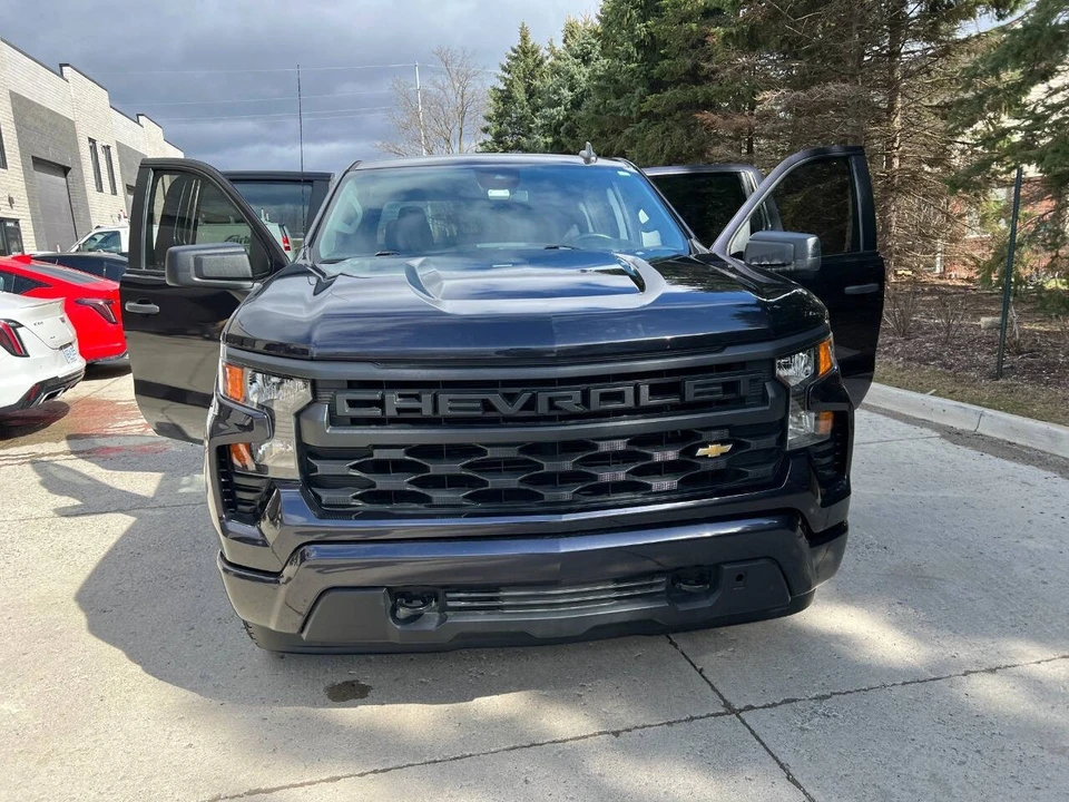 2022 Chevrolet Silverado 4th Gen - Image 15 of 21