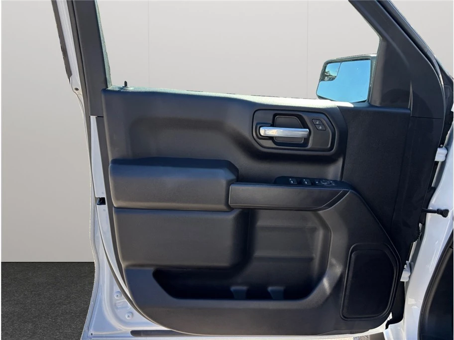 2022 Chevrolet Silverado 4th Gen - Image 18 of 21