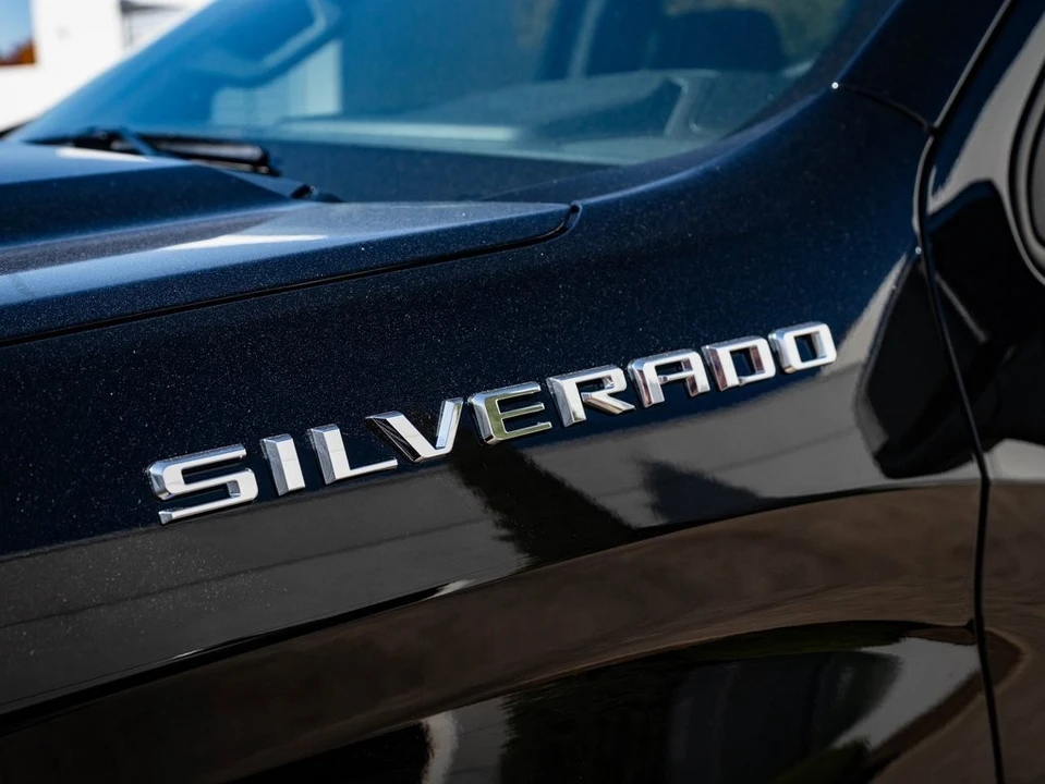 2022 Chevrolet Silverado 4th Gen - Image 15 of 21