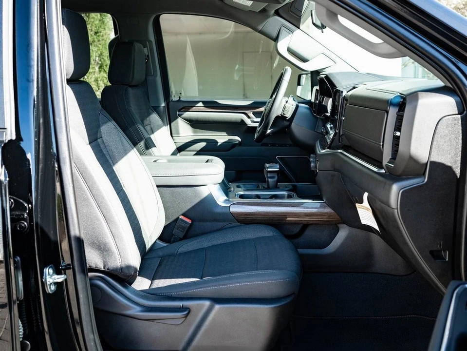 2022 Chevrolet Silverado 4th Gen - Image 20 of 21
