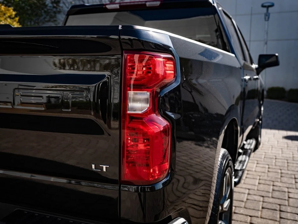 2022 Chevrolet Silverado 4th Gen - Image 9 of 21