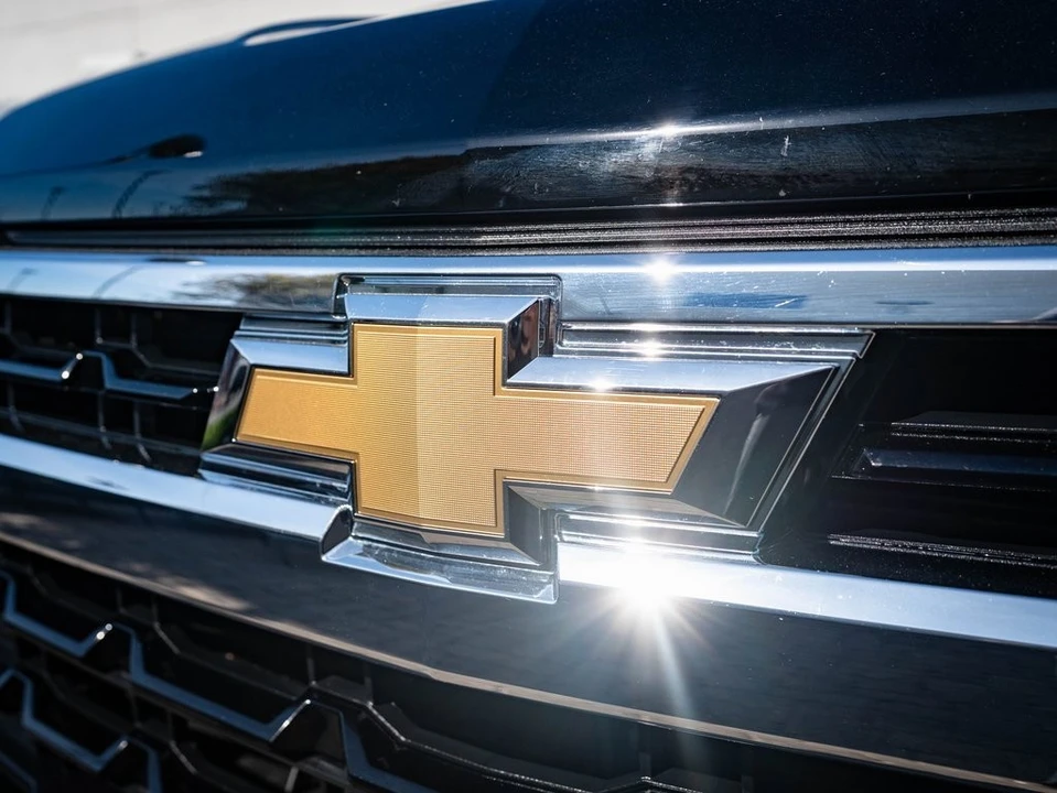 2022 Chevrolet Silverado 4th Gen - Image 3 of 21